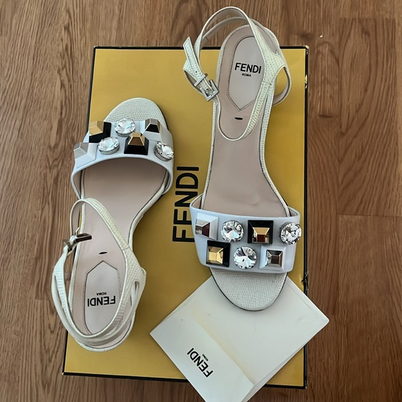 FENDI Resort black/white studded heeled sandals Size 36.5 eu - Picture 2 of 4